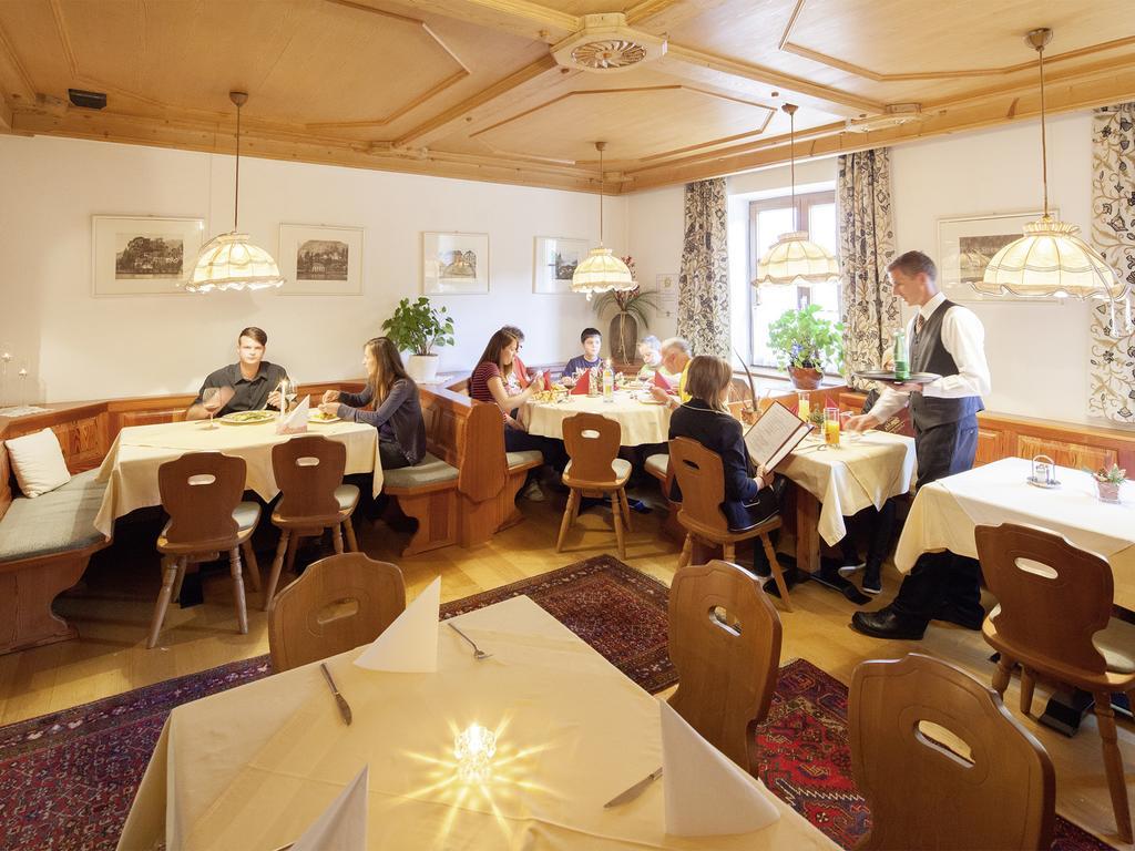 Gasthof Zur Traube ไกรน์ ภายนอก รูปภาพ